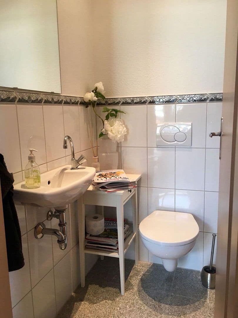 Prenájom bytu 3-izbový 90 m², Ingelheim am Rhein, Porýnie-Falcko Prenájom bytu 3-izbový 90 m², Ingelheim am Rhein, Porýnie-Falcko