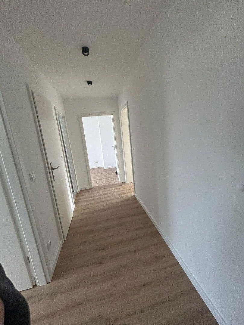 Prenájom bytu 2-izbový 50 m², Kaiser-Wilhelm-Str. 44, Berlin, Berlín Prenájom bytu 2-izbový 50 m², Kaiser-Wilhelm-Str. 44, Berlin, Berlín