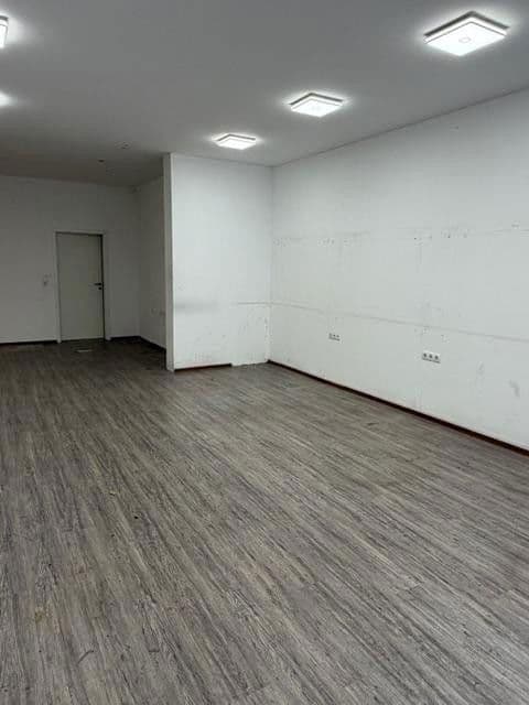 Prenájom nebytového priestoru 50 m², Mannheimerstr.67, Schwetzingen, Bádensko-Wurttembersko Prenájom nebytového priestoru 50 m², Mannheimerstr.67, Schwetzingen, Bádensko-Wurttembersko