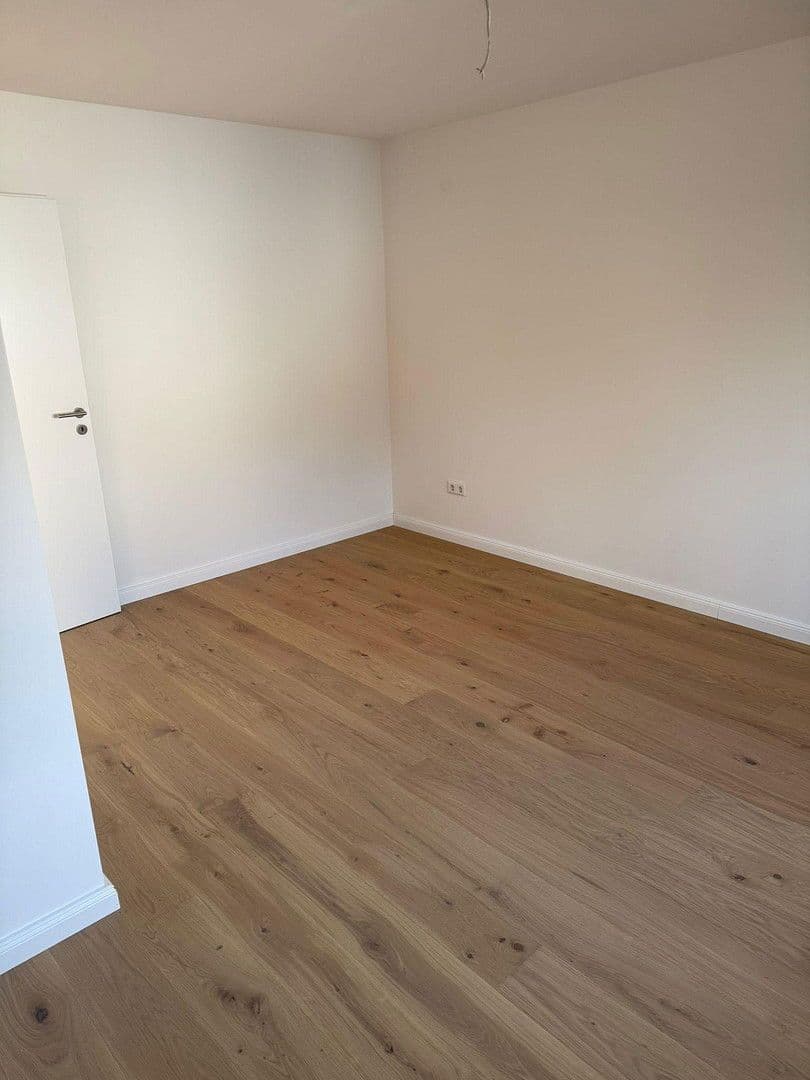 Prenájom domu 128 m², pozemek 275 m², Kattenturmer Heerstr. 138c, Bremen, Brémy Prenájom domu 128 m², pozemek 275 m², Kattenturmer Heerstr. 138c, Bremen, Brémy