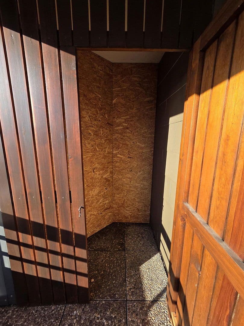 Prenájom bytu 2-izbový 75 m², Landauerstrasse 30A, Stuttgart, Bádensko-Wurttembersko Prenájom bytu 2-izbový 75 m², Landauerstrasse 30A, Stuttgart, Bádensko-Wurttembersko