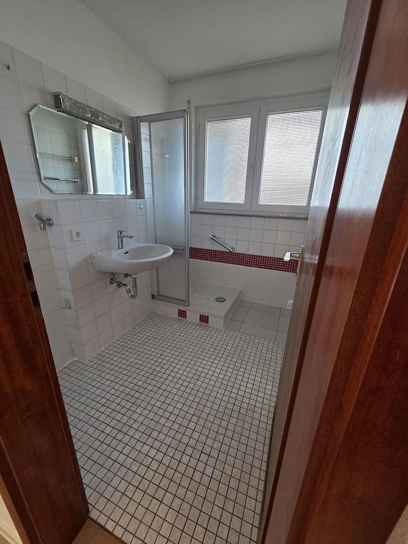 Prenájom bytu 2-izbový 75 m², Landauerstrasse 30A, Stuttgart, Bádensko-Wurttembersko Prenájom bytu 2-izbový 75 m², Landauerstrasse 30A, Stuttgart, Bádensko-Wurttembersko