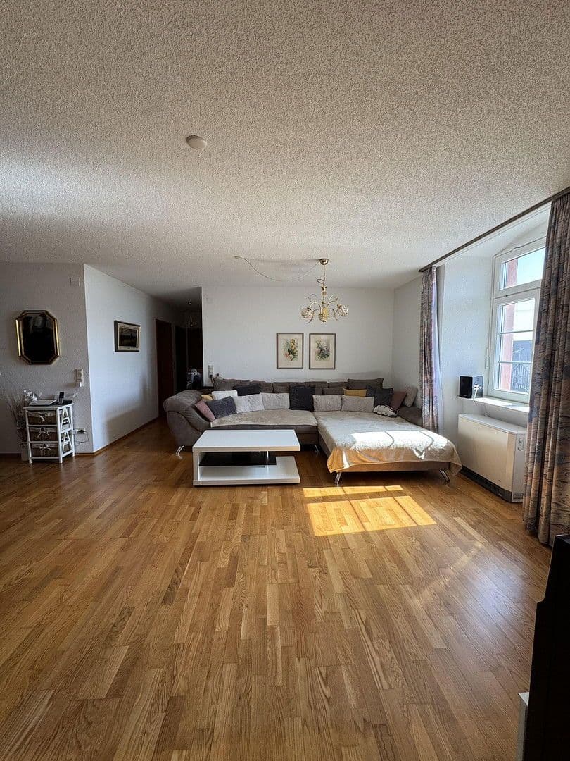 Prenájom bytu 4-izbový 104 m², Klosterstraße 3, Ühlingen-Birkendorf, Bádensko-Wurttembersko Prenájom bytu 4-izbový 104 m², Klosterstraße 3, Ühlingen-Birkendorf, Bádensko-Wurttembersko