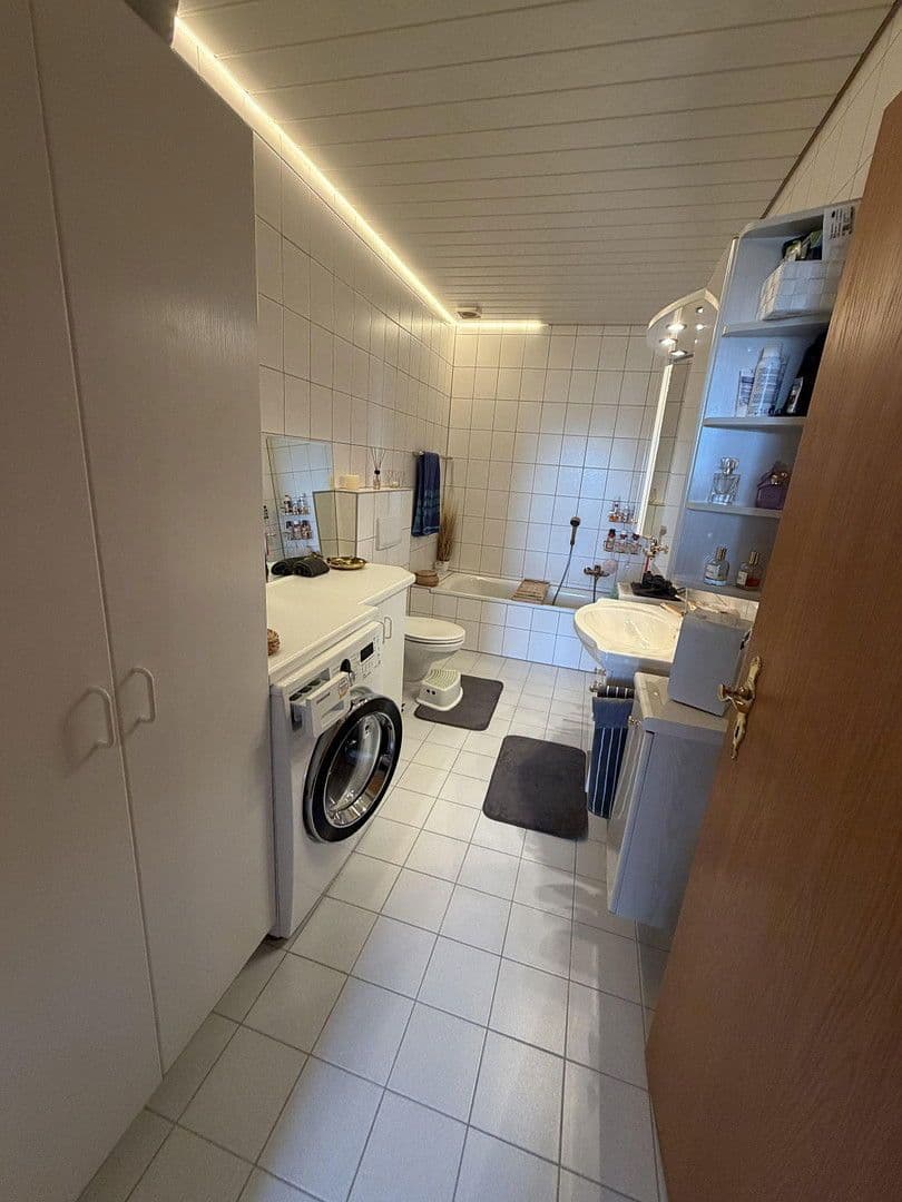 Prenájom bytu 4-izbový 104 m², Klosterstraße 3, Ühlingen-Birkendorf, Bádensko-Wurttembersko Prenájom bytu 4-izbový 104 m², Klosterstraße 3, Ühlingen-Birkendorf, Bádensko-Wurttembersko