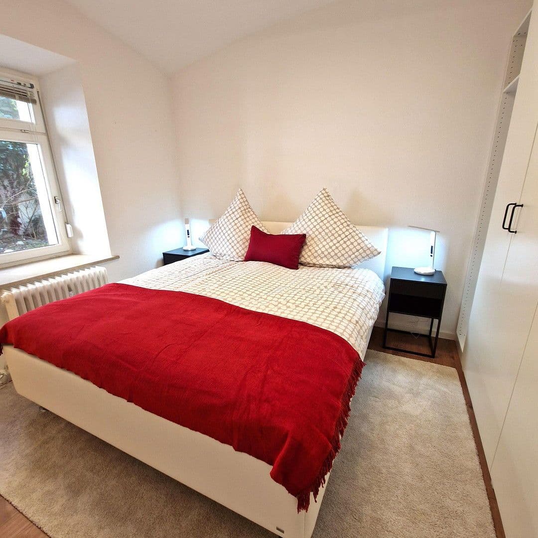 Prenájom bytu 2-izbový 65 m², Liebigstr., München, Bavorsko Prenájom bytu 2-izbový 65 m², Liebigstr., München, Bavorsko