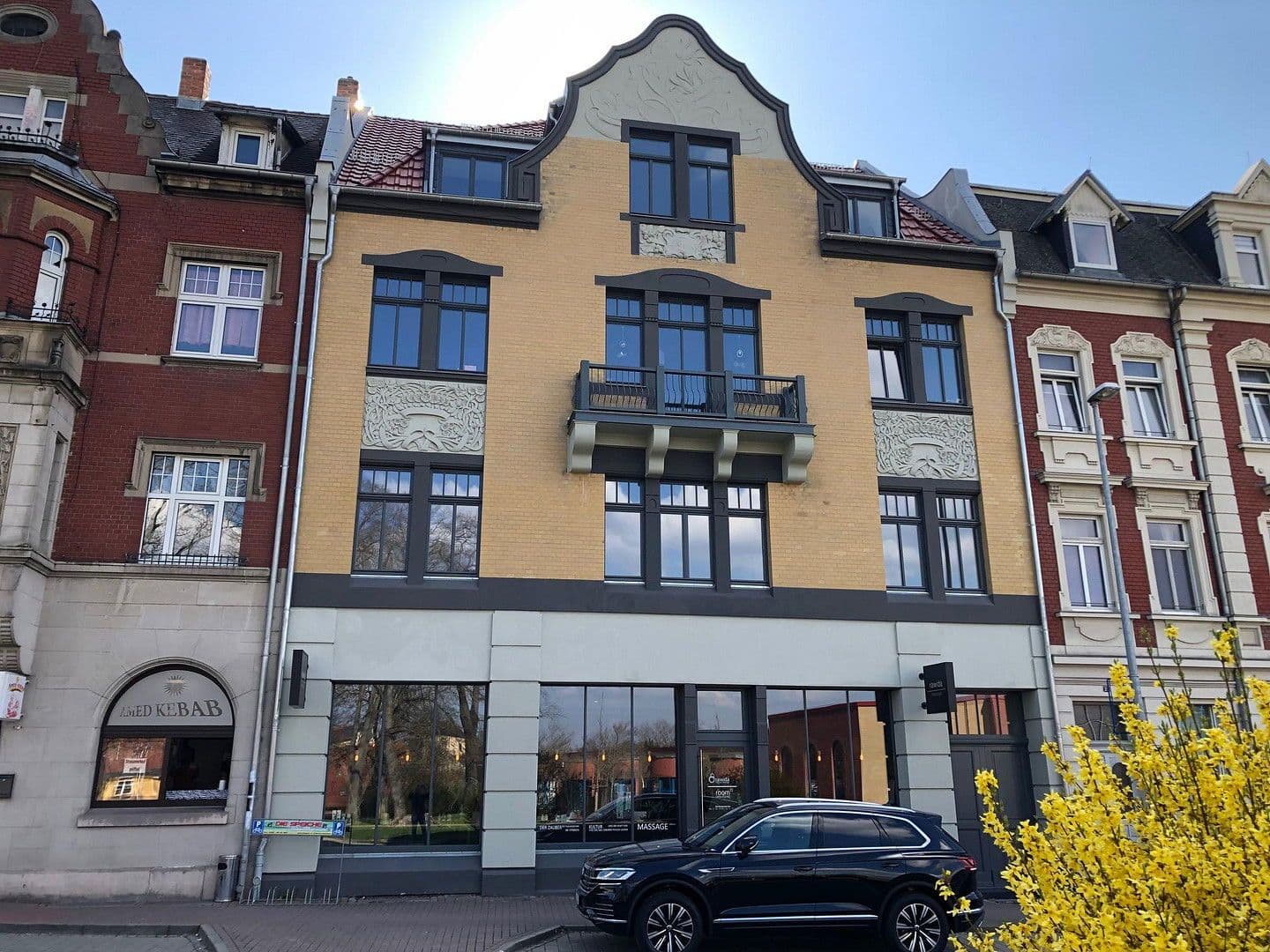 Prenájom bytu 5-izbový 155 m², Friedrich Ebert Strasse, Eisenberg, Durínsko Prenájom bytu 5-izbový 155 m², Friedrich Ebert Strasse, Eisenberg, Durínsko