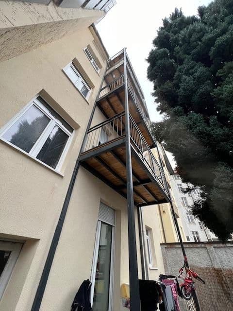 Prenájom bytu 3-izbový 80 m², Bertholdstraße 14, Pforzheim, Bádensko-Wurttembersko Prenájom bytu 3-izbový 80 m², Bertholdstraße 14, Pforzheim, Bádensko-Wurttembersko