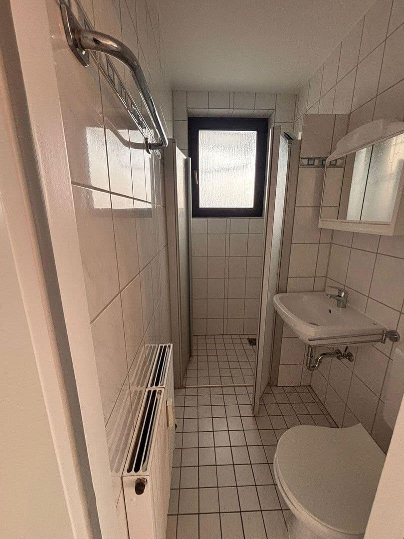 Prenájom bytu 1-izbový 23 m², Frankfurt, Hesensko Prenájom bytu 1-izbový 23 m², Frankfurt, Hesensko