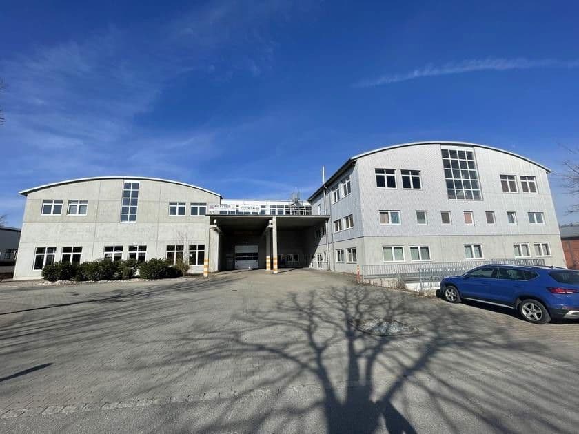 Prenájom nebytového priestoru 1.206 m², Egelseestr. 13, Siegenburg, Bavorsko Prenájom nebytového priestoru 1.206 m², Egelseestr. 13, Siegenburg, Bavorsko