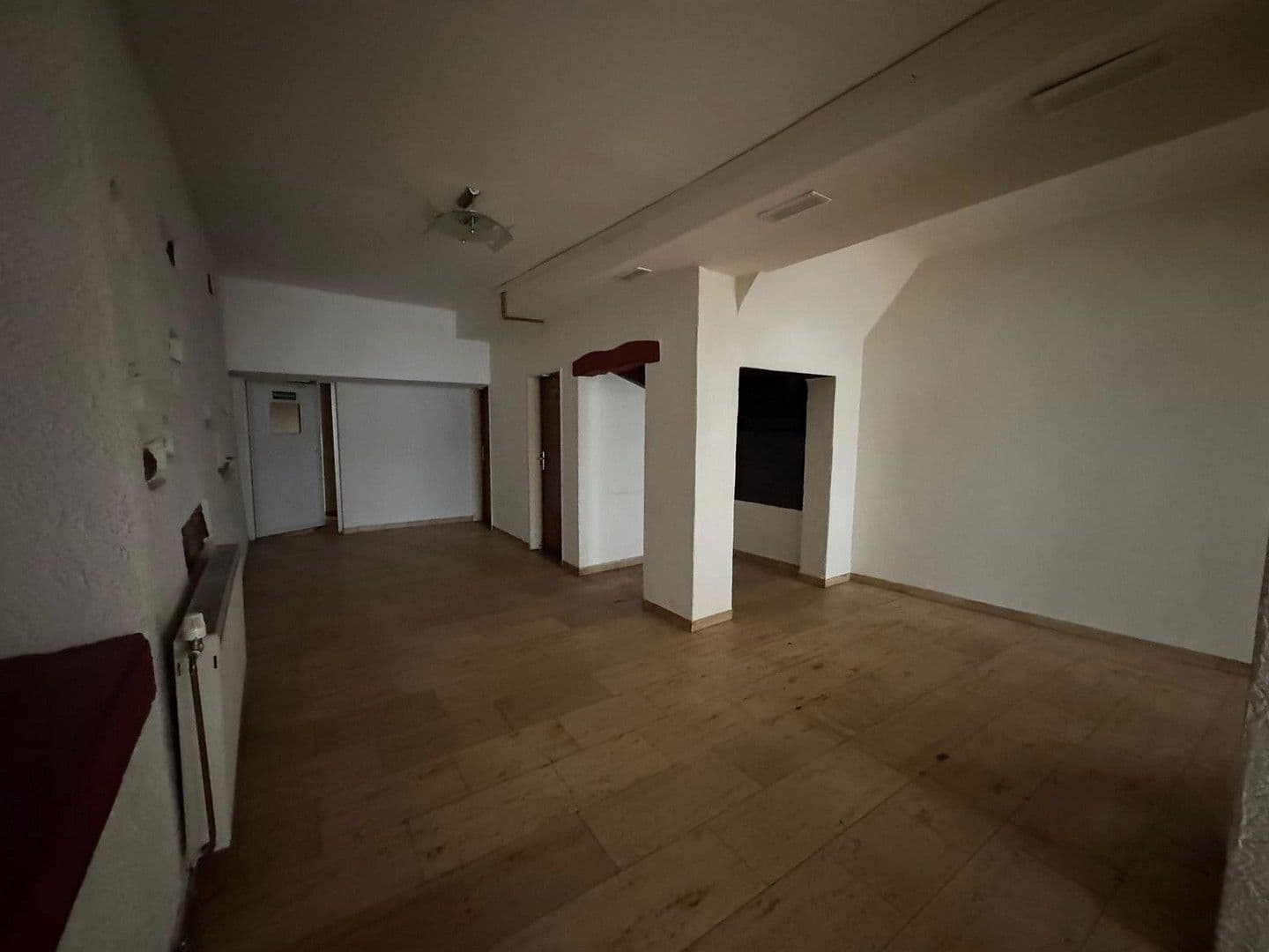 Prenájom nebytového priestoru 116 m², Neustadt an der Weinstraße, Porýnie-Falcko Prenájom nebytového priestoru 116 m², Neustadt an der Weinstraße, Porýnie-Falcko