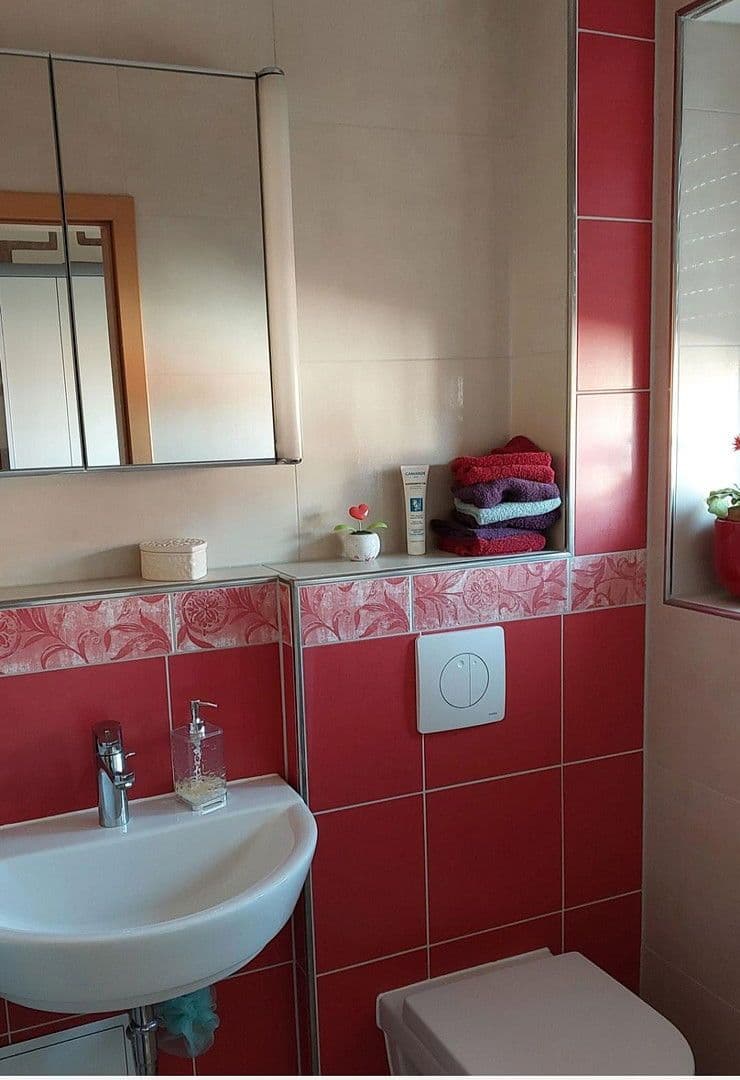 Predaj domu 151 m², pozemek 561 m², Mömbris, Bavorsko Predaj domu 151 m², pozemek 561 m², Mömbris, Bavorsko