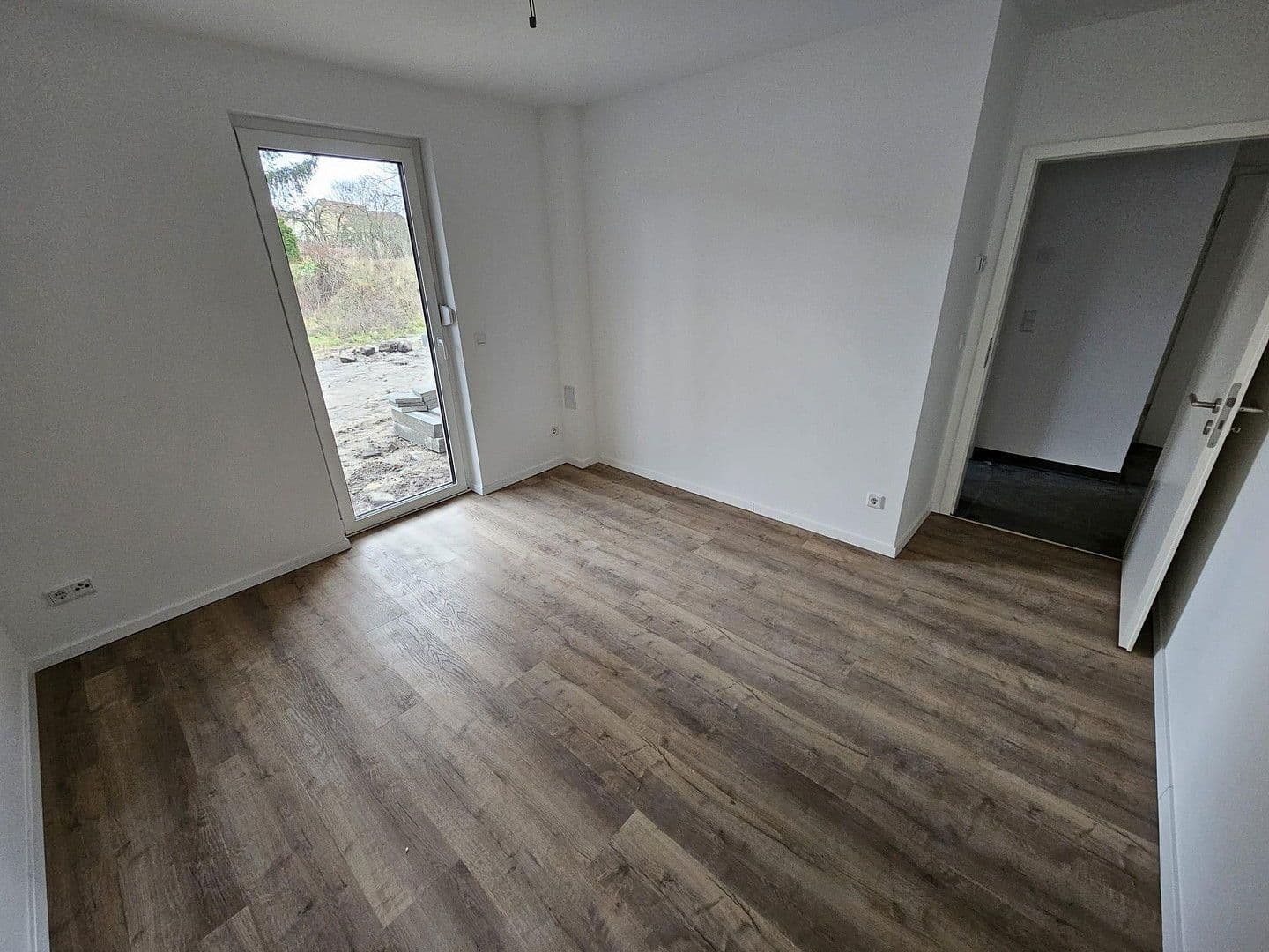 Prenájom bytu 2-izbový 64 m², Frankfurter Str. 10, Müllrose, Brandenbursko Prenájom bytu 2-izbový 64 m², Frankfurter Str. 10, Müllrose, Brandenbursko