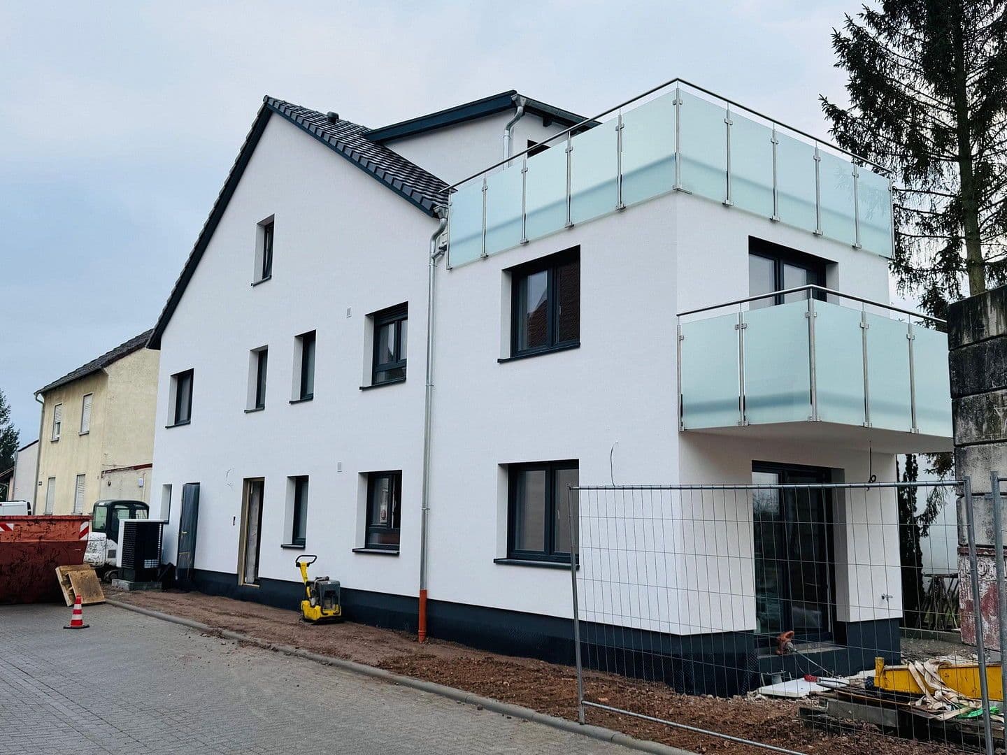 Prenájom bytu 3-izbový 93 m², Breitenweg 1A, Römerberg, Porýnie-Falcko Prenájom bytu 3-izbový 93 m², Breitenweg 1A, Römerberg, Porýnie-Falcko