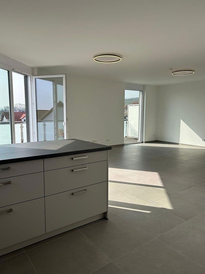 Prenájom bytu 3-izbový 140 m², Kellereistr 4, Bockenheim an der Weinstraße, Porýnie-Falcko Prenájom bytu 3-izbový 140 m², Kellereistr 4, Bockenheim an der Weinstraße, Porýnie-Falcko