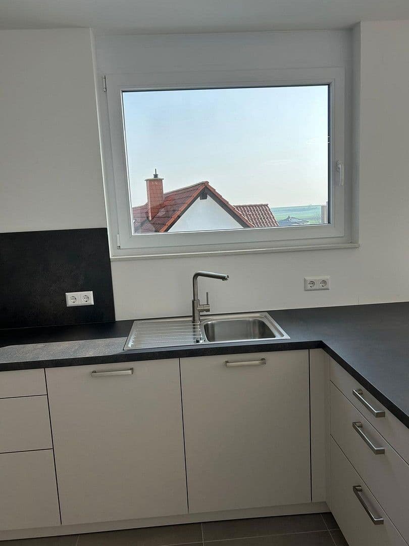 Prenájom bytu 3-izbový 140 m², Kellereistr 4, Bockenheim an der Weinstraße, Porýnie-Falcko Prenájom bytu 3-izbový 140 m², Kellereistr 4, Bockenheim an der Weinstraße, Porýnie-Falcko