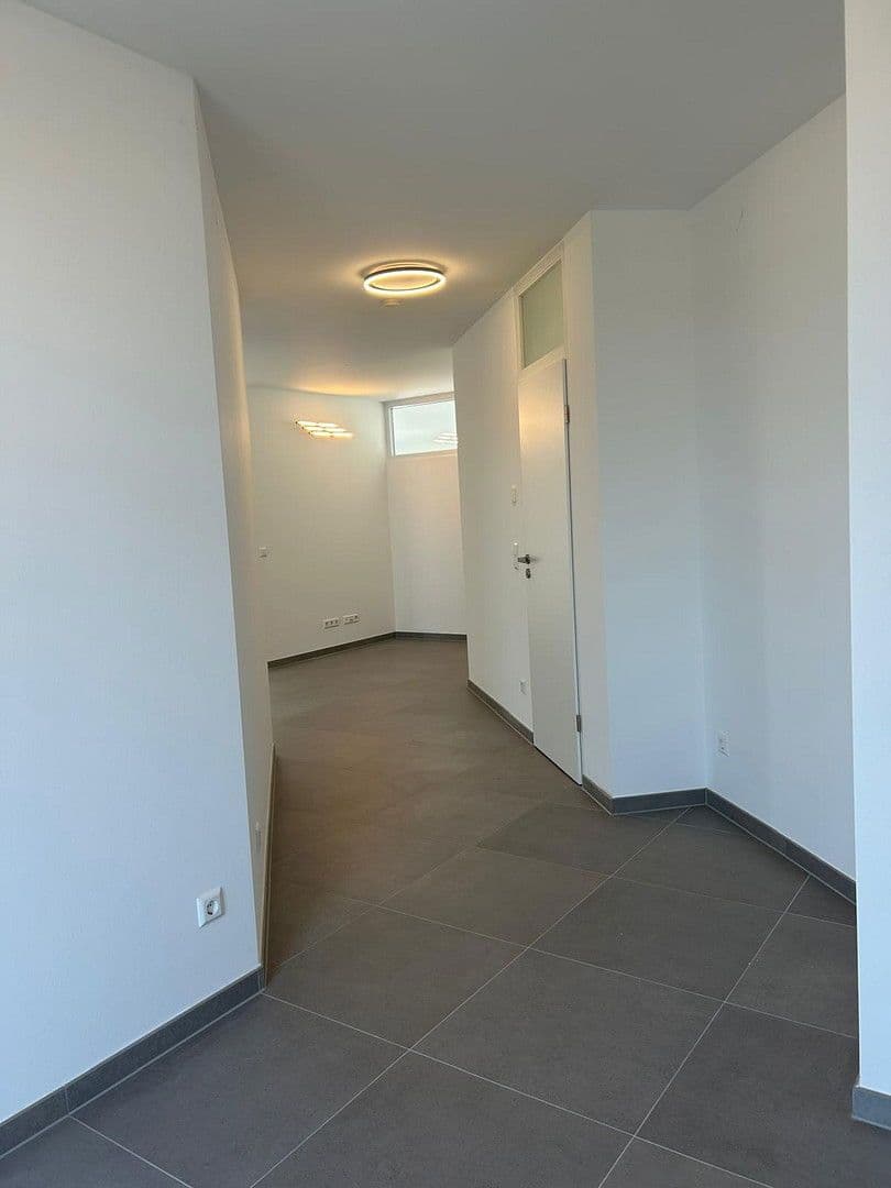 Prenájom bytu 3-izbový 140 m², Kellereistr 4, Bockenheim an der Weinstraße, Porýnie-Falcko Prenájom bytu 3-izbový 140 m², Kellereistr 4, Bockenheim an der Weinstraße, Porýnie-Falcko