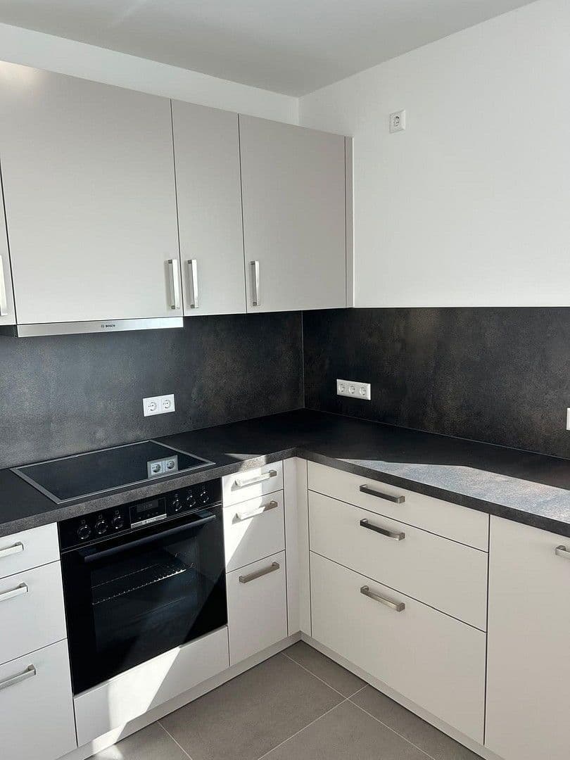 Prenájom bytu 3-izbový 140 m², Kellereistr 4, Bockenheim an der Weinstraße, Porýnie-Falcko Prenájom bytu 3-izbový 140 m², Kellereistr 4, Bockenheim an der Weinstraße, Porýnie-Falcko