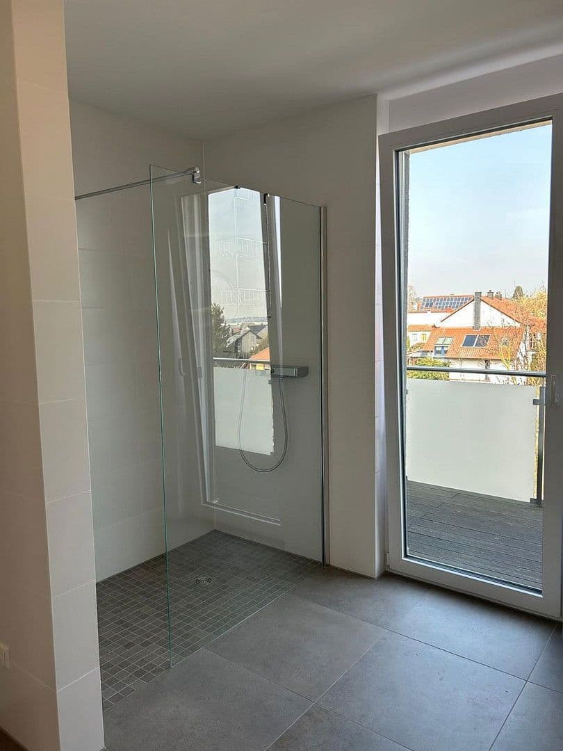 Prenájom bytu 3-izbový 140 m², Kellereistr 4, Bockenheim an der Weinstraße, Porýnie-Falcko Prenájom bytu 3-izbový 140 m², Kellereistr 4, Bockenheim an der Weinstraße, Porýnie-Falcko