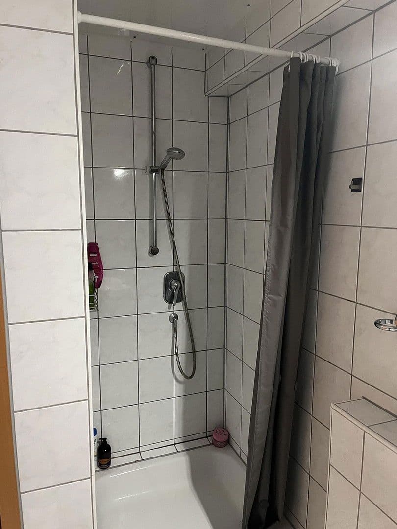 Predaj bytu 2-izbový 65 m², Wildberg, Bádensko-Wurttembersko Predaj bytu 2-izbový 65 m², Wildberg, Bádensko-Wurttembersko