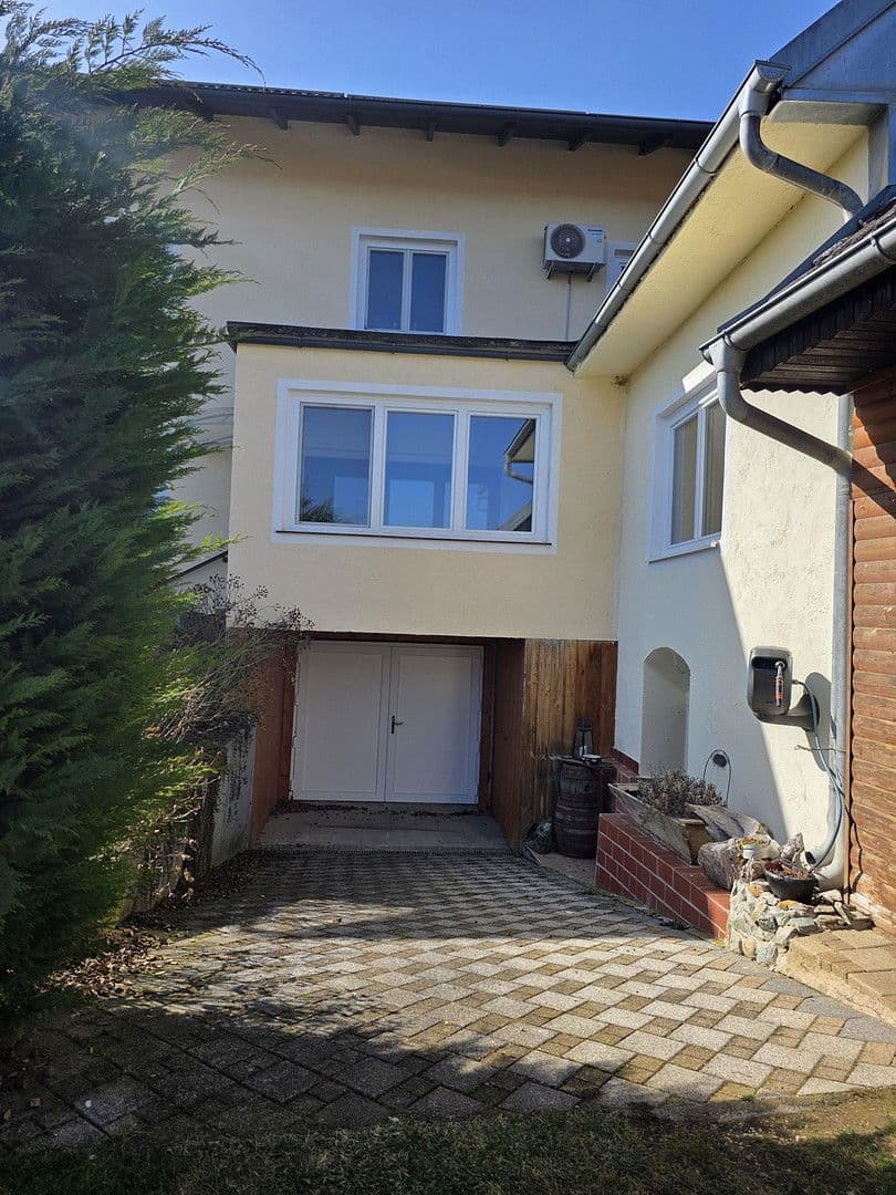 Predaj domu 260 m², pozemek 3.365 m², Deutsch Gerisdorf, Burgenland Predaj domu 260 m², pozemek 3.365 m², Deutsch Gerisdorf, Burgenland