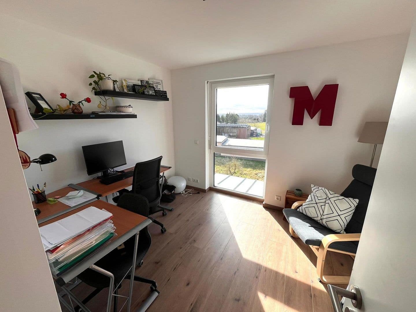 Prenájom bytu 3-izbový 93 m², Nideggen, Severné Porýnie - Westfálsko Prenájom bytu 3-izbový 93 m², Nideggen, Severné Porýnie - Westfálsko