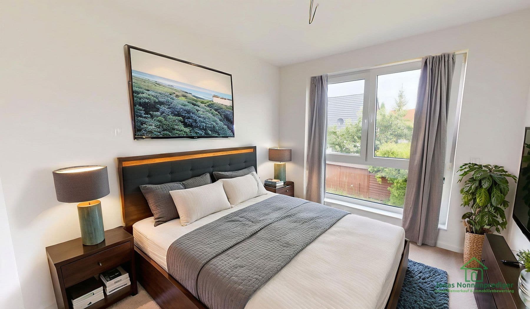 Predaj domu 144 m², pozemek 254 m², Kühls Acker 8, Schwerin, Meklenbursko-Predpomoransko Predaj domu 144 m², pozemek 254 m², Kühls Acker 8, Schwerin, Meklenbursko-Predpomoransko