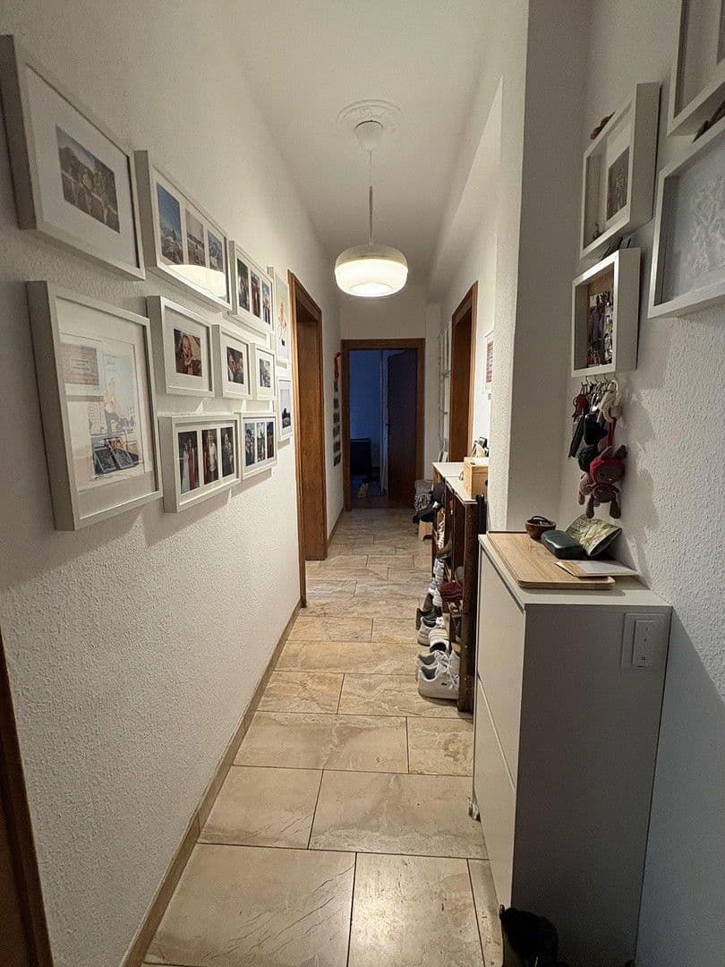 Prenájom bytu 4-izbový 85 m², Aschaffenburg, Bavorsko Prenájom bytu 4-izbový 85 m², Aschaffenburg, Bavorsko