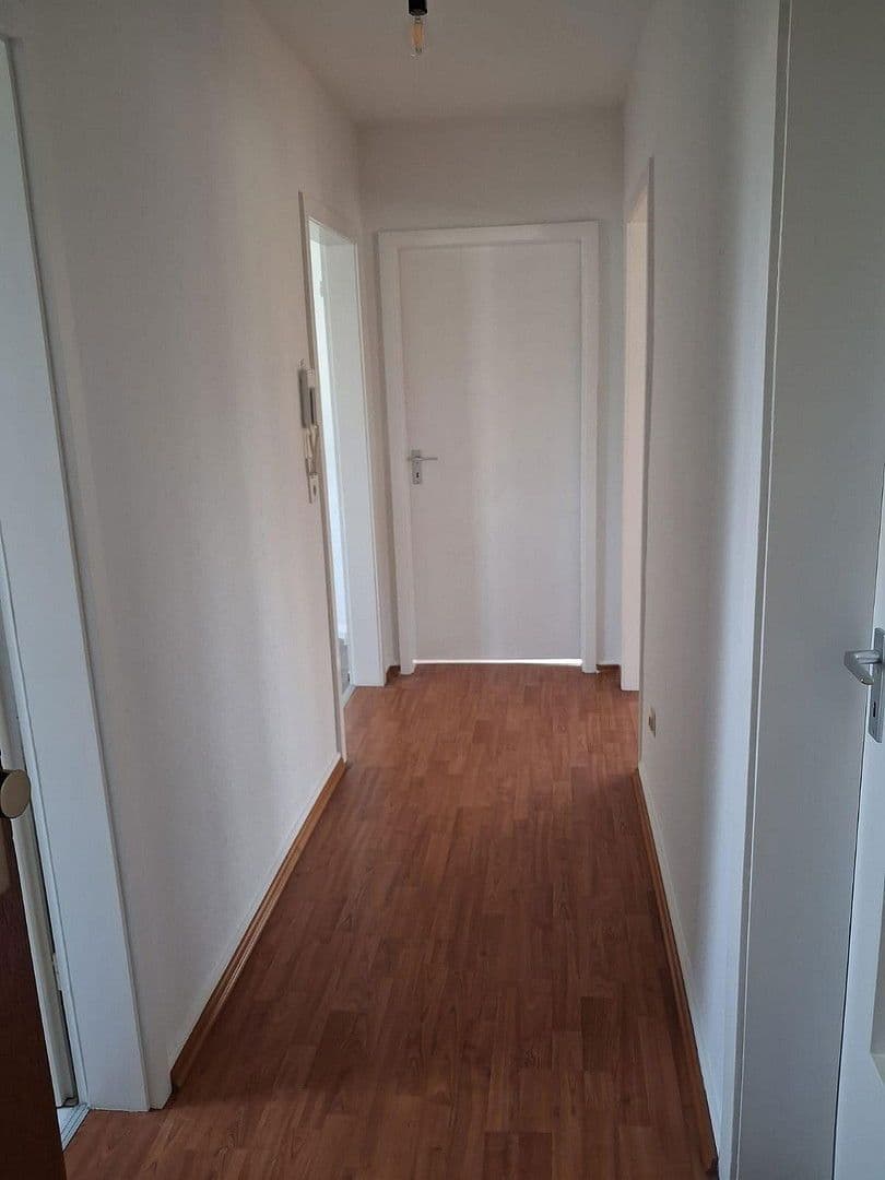 Prenájom bytu 2-izbový 68 m², Kölner Straße 137, Leverkusen, Severné Porýnie - Westfálsko Prenájom bytu 2-izbový 68 m², Kölner Straße 137, Leverkusen, Severné Porýnie - Westfálsko