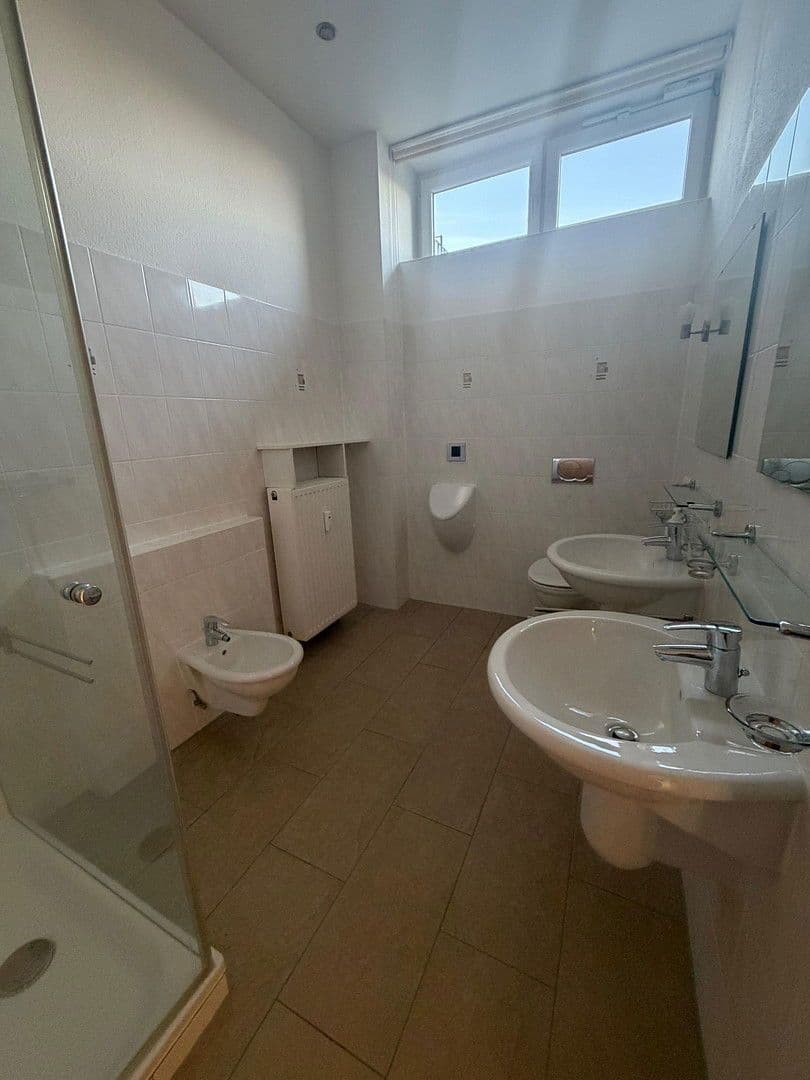 Prenájom bytu 3-izbový 95 m², Hambacherstr 21, Neustadt, Porýnie-Falcko Prenájom bytu 3-izbový 95 m², Hambacherstr 21, Neustadt, Porýnie-Falcko