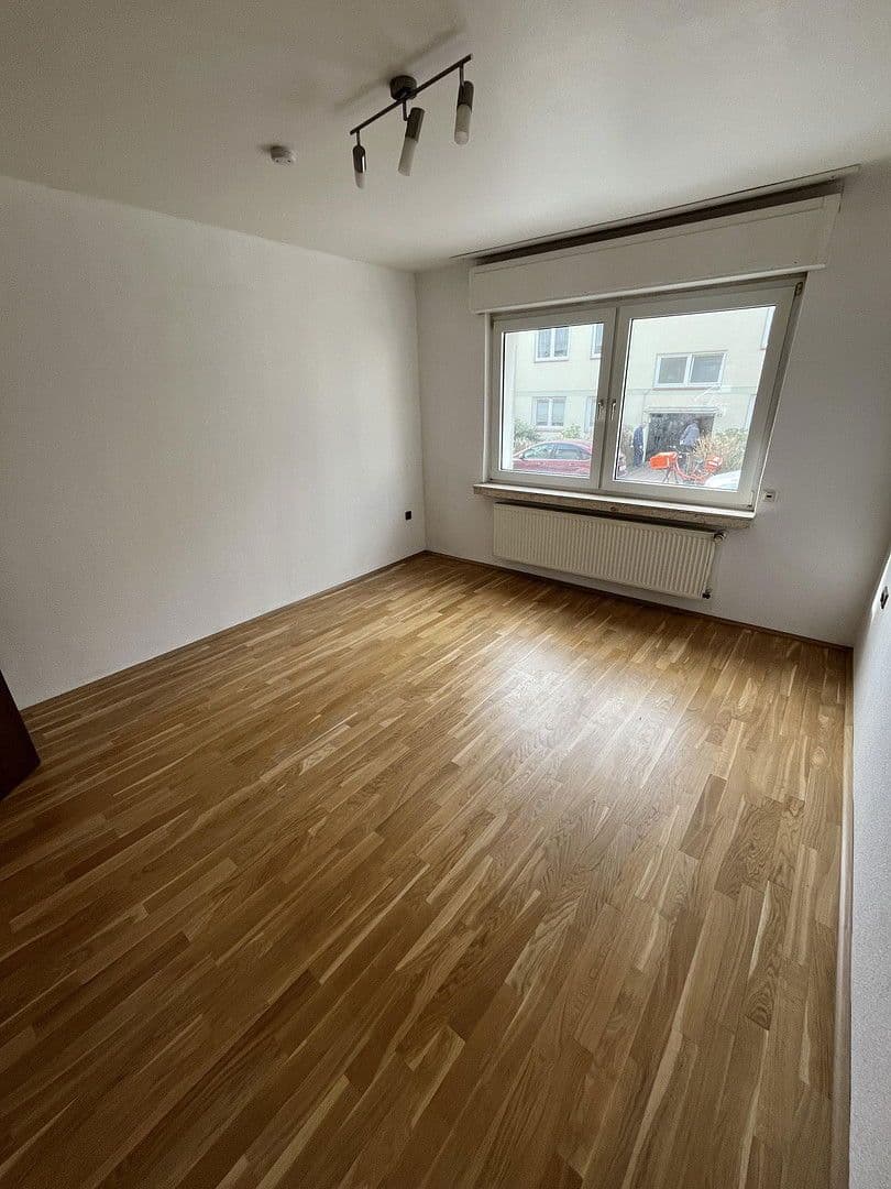 Prenájom bytu 3-izbový 61 m², Essen, Severné Porýnie - Westfálsko Prenájom bytu 3-izbový 61 m², Essen, Severné Porýnie - Westfálsko