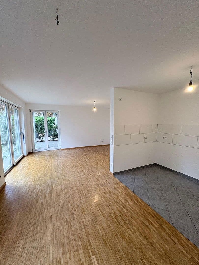 Prenájom bytu 2-izbový 63 m², Offenburg, Bádensko-Wurttembersko Prenájom bytu 2-izbový 63 m², Offenburg, Bádensko-Wurttembersko