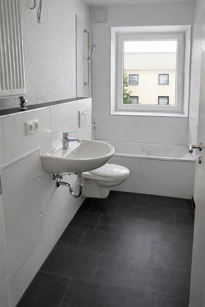 Prenájom bytu 3-izbový 69 m², Schlesierstraße 1, Schwandorf, Bavorsko Prenájom bytu 3-izbový 69 m², Schlesierstraße 1, Schwandorf, Bavorsko