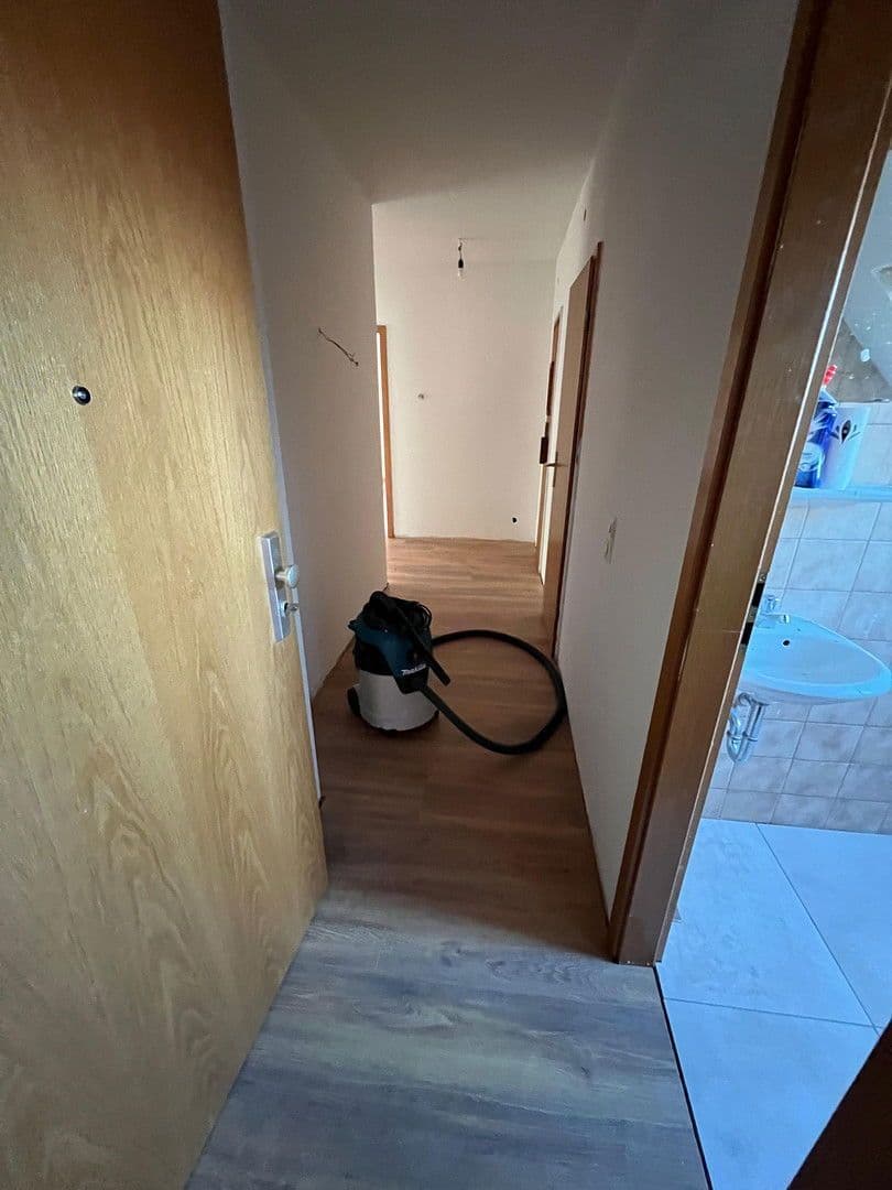 Prenájom bytu 2-izbový 73 m², Uetze, Dolné Sasko Prenájom bytu 2-izbový 73 m², Uetze, Dolné Sasko