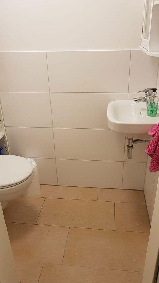 Prenájom bytu 3-izbový 82 m², Georg-Huber-Str. 14, Zorneding, Ortsteil Pöring, Bavorsko Prenájom bytu 3-izbový 82 m², Georg-Huber-Str. 14, Zorneding, Ortsteil Pöring, Bavorsko