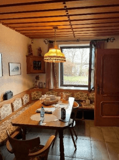 Predaj domu 295 m², pozemek 3.853 m², Unterfeichten 19, Steinbach am Attersee, Horné Rakúsko Predaj domu 295 m², pozemek 3.853 m², Unterfeichten 19, Steinbach am Attersee, Horné Rakúsko
