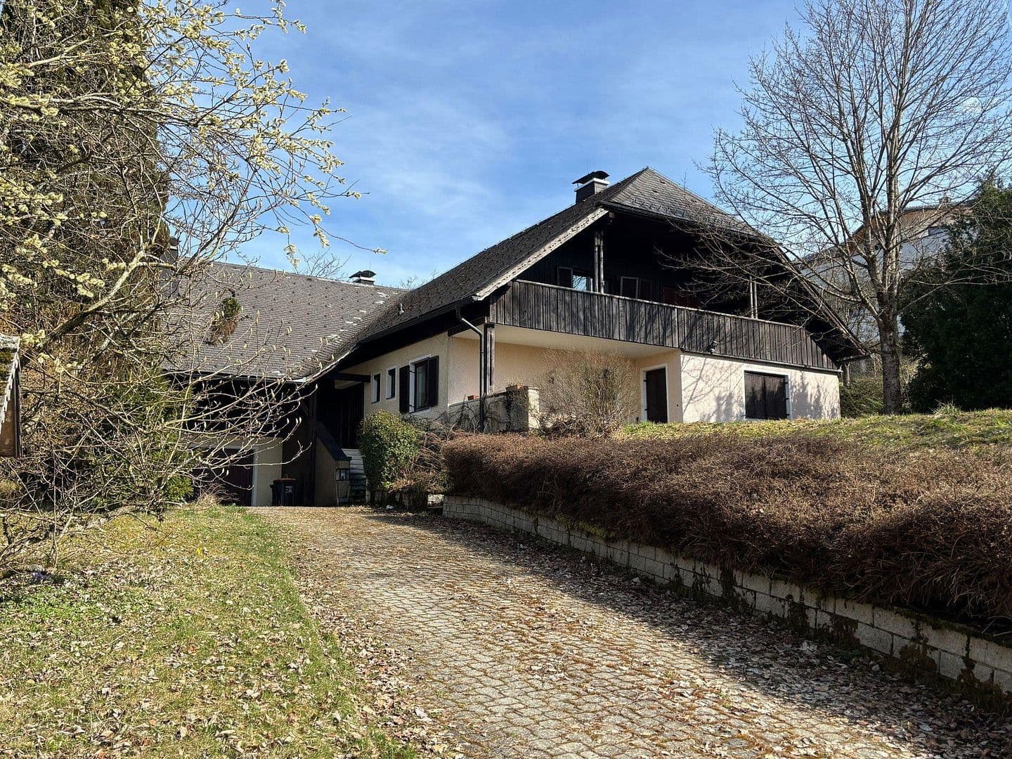 Predaj domu 295 m², pozemek 3.853 m², Unterfeichten 19, Steinbach am Attersee, Horné Rakúsko Predaj domu 295 m², pozemek 3.853 m², Unterfeichten 19, Steinbach am Attersee, Horné Rakúsko