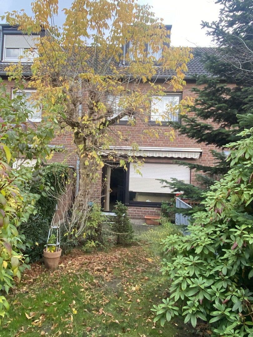 Predaj domu 112 m², pozemek 192 m², Maria-Montessori-Straße 8, Monheim am Rhein, Severné Porýnie - Westfálsko Predaj domu 112 m², pozemek 192 m², Maria-Montessori-Straße 8, Monheim am Rhein, Severné Porýnie - Westfálsko