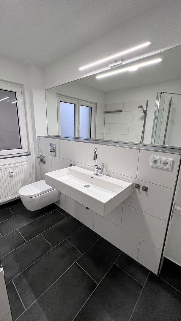 Prenájom domu 173 m², pozemek 320 m², Weilheim, Bádensko-Wurttembersko Prenájom domu 173 m², pozemek 320 m², Weilheim, Bádensko-Wurttembersko