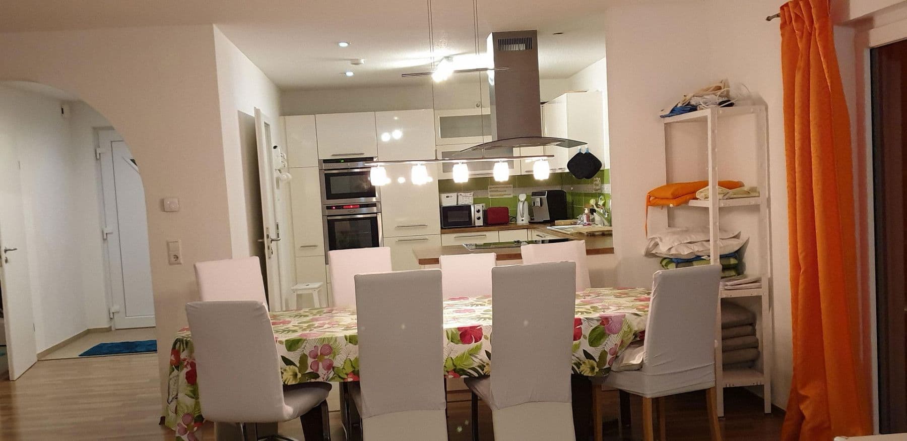 Predaj domu 112 m², pozemek 572 m², Vogelsang 10, Laufenburg (Baden), Bádensko-Wurttembersko Predaj domu 112 m², pozemek 572 m², Vogelsang 10, Laufenburg (Baden), Bádensko-Wurttembersko