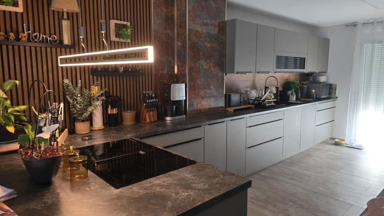 Predaj domu 175 m², pozemek 52 m², Aschaffenburg, Bavorsko Predaj domu 175 m², pozemek 52 m², Aschaffenburg, Bavorsko