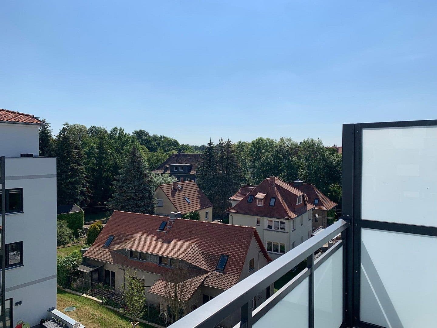 Prenájom bytu 3-izbový 77 m², Langbeinstraße 1-3, Radeberg, Sasko Prenájom bytu 3-izbový 77 m², Langbeinstraße 1-3, Radeberg, Sasko