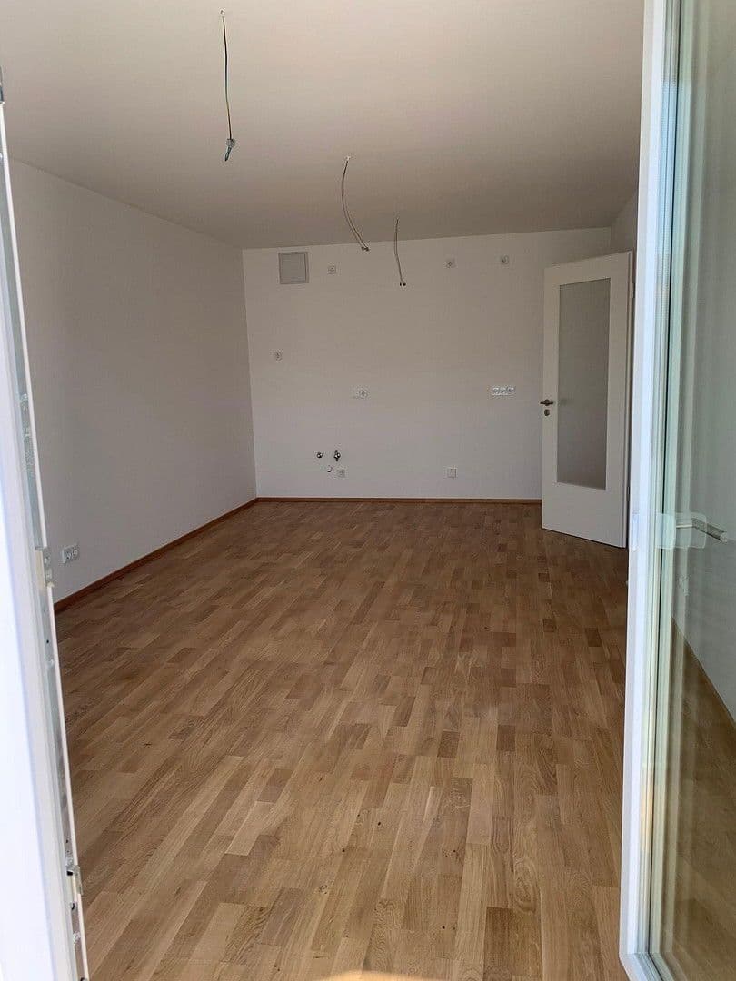 Prenájom bytu 3-izbový 77 m², Langbeinstraße 1-3, Radeberg, Sasko Prenájom bytu 3-izbový 77 m², Langbeinstraße 1-3, Radeberg, Sasko