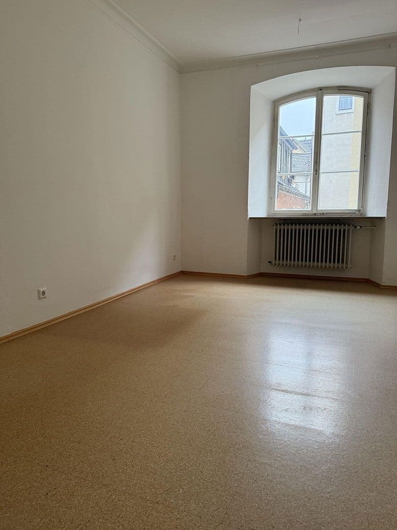 Prenájom bytu 6-izbový 136 m², Spitalstrasse 17, Ellwangen (Jagst), Bádensko-Wurttembersko Prenájom bytu 6-izbový 136 m², Spitalstrasse 17, Ellwangen (Jagst), Bádensko-Wurttembersko