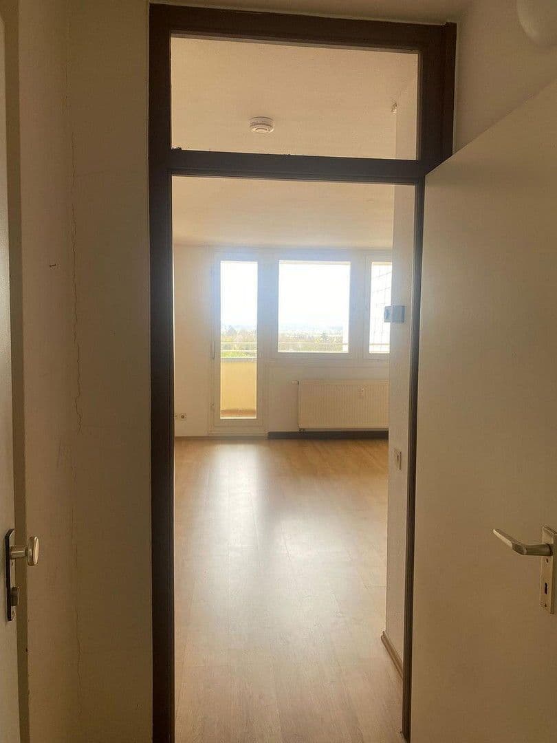 Prenájom bytu 1-izbový 30 m², Saarlouis, Sársko Prenájom bytu 1-izbový 30 m², Saarlouis, Sársko