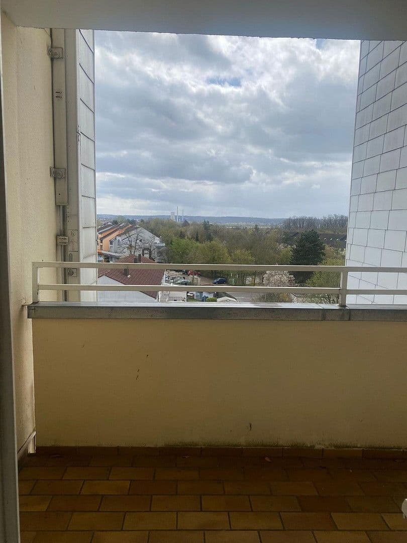 Prenájom bytu 1-izbový 30 m², Saarlouis, Sársko Prenájom bytu 1-izbový 30 m², Saarlouis, Sársko