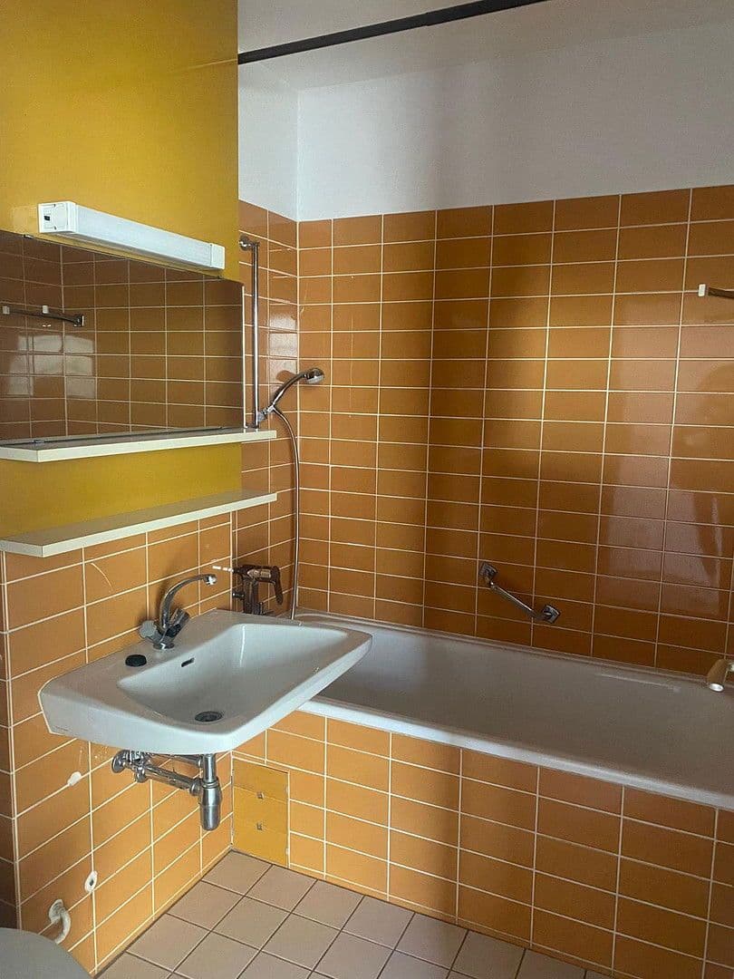 Prenájom bytu 1-izbový 30 m², Saarlouis, Sársko Prenájom bytu 1-izbový 30 m², Saarlouis, Sársko