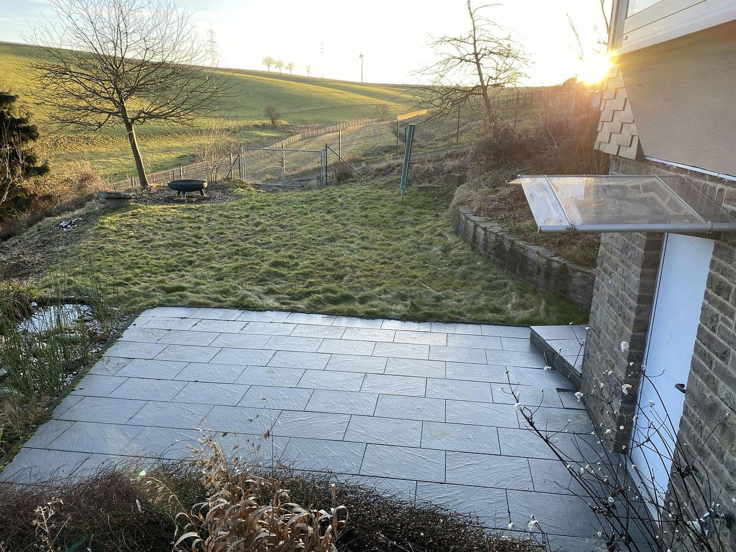 Prenájom bytu 5-izbový 95 m², Beethovenstraße 14, Hückeswagen, Severné Porýnie - Westfálsko Prenájom bytu 5-izbový 95 m², Beethovenstraße 14, Hückeswagen, Severné Porýnie - Westfálsko