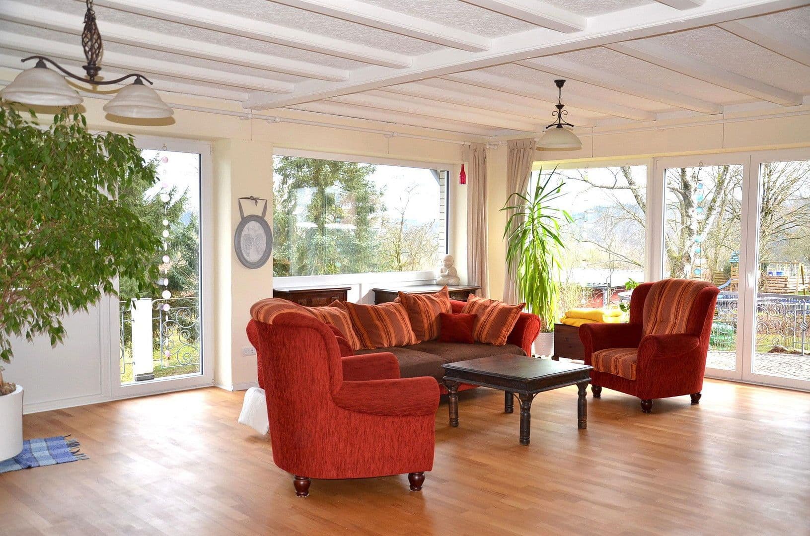 Predaj domu 350 m², pozemek 9.800 m², Dorfstraße 17, Breitscheid, Porýnie-Falcko Predaj domu 350 m², pozemek 9.800 m², Dorfstraße 17, Breitscheid, Porýnie-Falcko