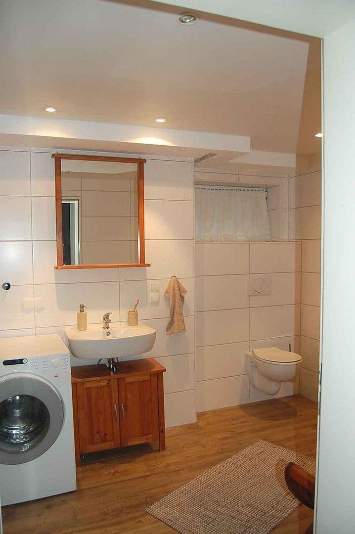 Predaj domu 350 m², pozemek 9.800 m², Dorfstraße 17, Breitscheid, Porýnie-Falcko Predaj domu 350 m², pozemek 9.800 m², Dorfstraße 17, Breitscheid, Porýnie-Falcko