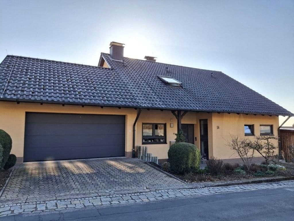 Predaj domu 228 m², pozemek 1.457 m², Schonungen, Bavorsko Predaj domu 228 m², pozemek 1.457 m², Schonungen, Bavorsko